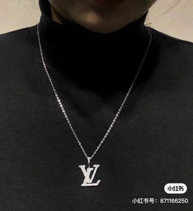 Louis Vuitton Necklaces